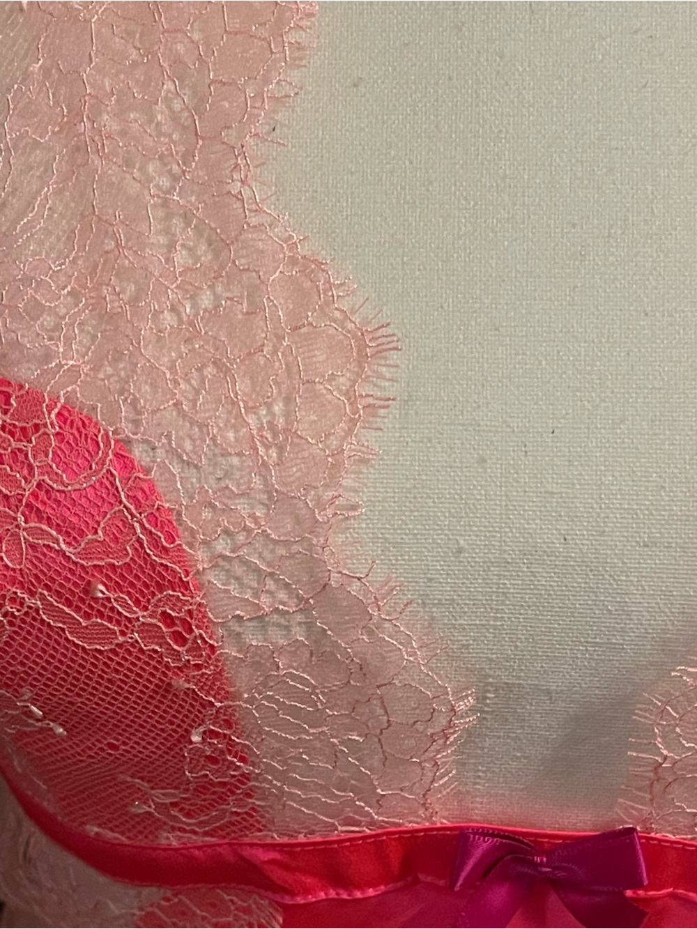 Victoria's Secret Fuchsia Pink & Pale Pink Lace Halter Chemise Lingerie NWOT - Picture 13 of 16